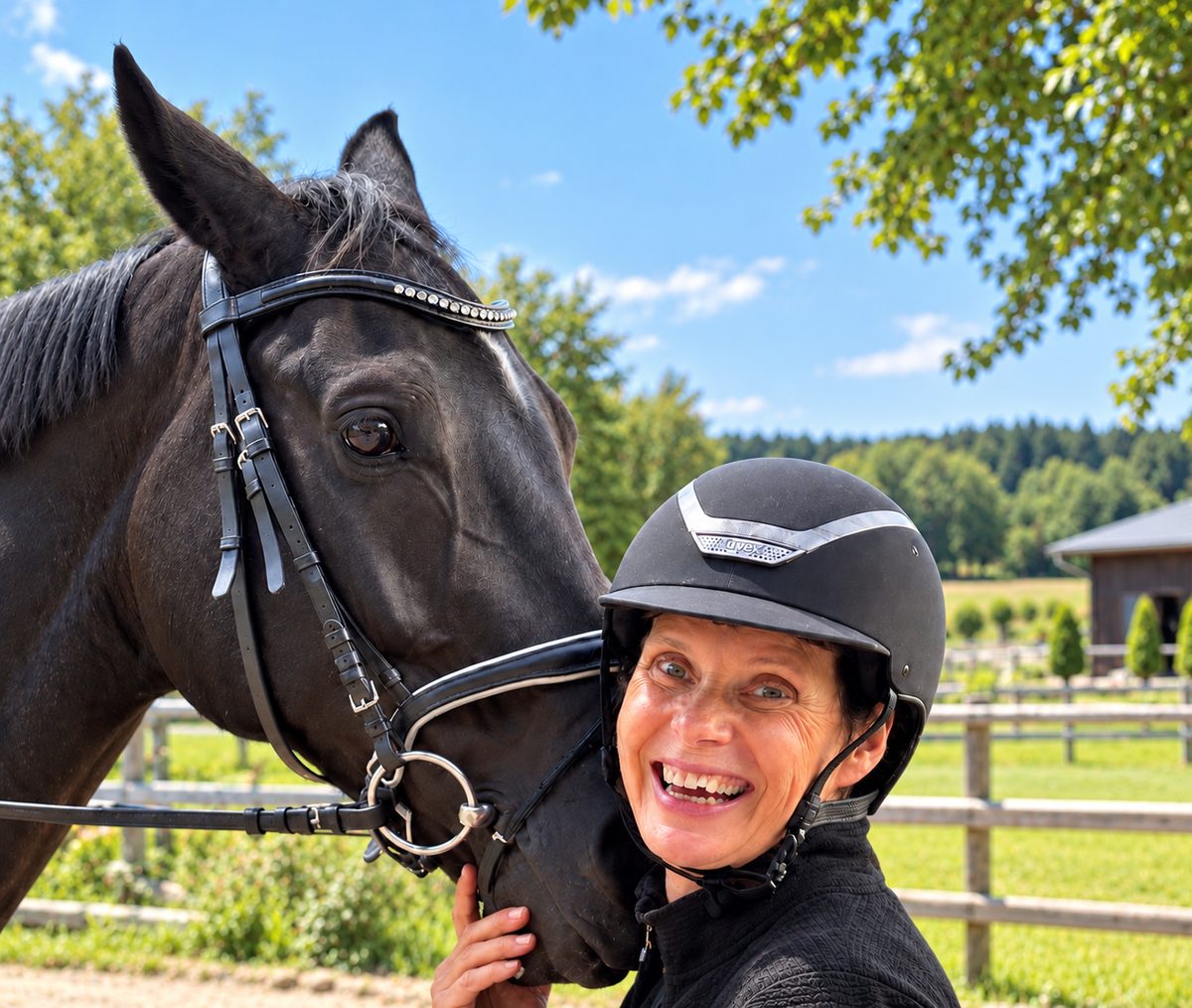 Corina Fritz mit ihrem Pferd
